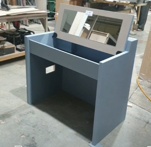 Lid Down Mirror Dressing Table
